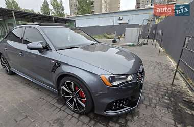 Седан Audi A3 2014 в Запорожье