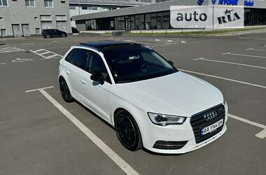 Хэтчбек Audi A3 2016 в Киеве