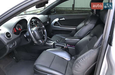 Хетчбек Audi A3 2006 в 