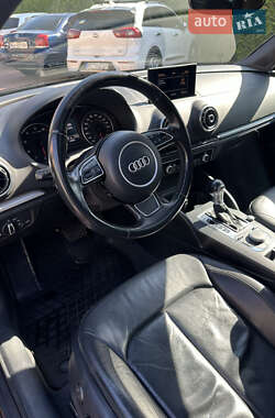 Седан Audi A3 2014 в 