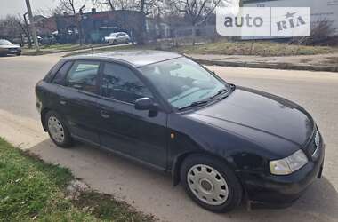 Хетчбек Audi A3 2000 в Харкові