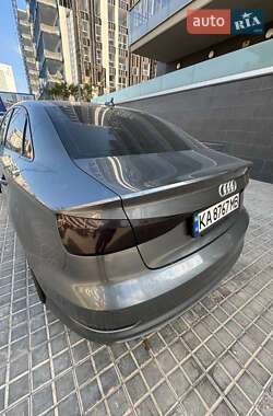 Седан Audi A3 2015 в Киеве