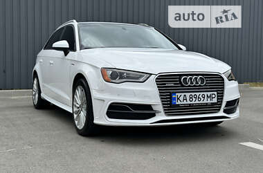 Хэтчбек Audi A3 2015 в Киеве