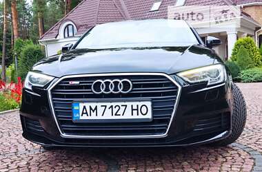 Хетчбек Audi A3 2018 в Житомирі