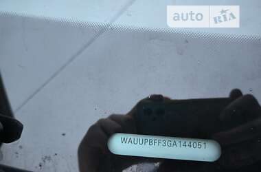 Хэтчбек Audi A3 2016 в 