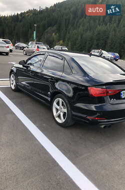Седан Audi A3 2014 в Дрогобичі