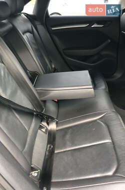 Седан Audi A3 2014 в Дрогобичі
