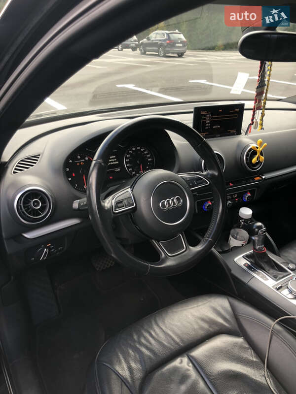 Седан Audi A3 2014 в Дрогобичі фото 24 Седан Audi A3 2014 в Дрогобичі