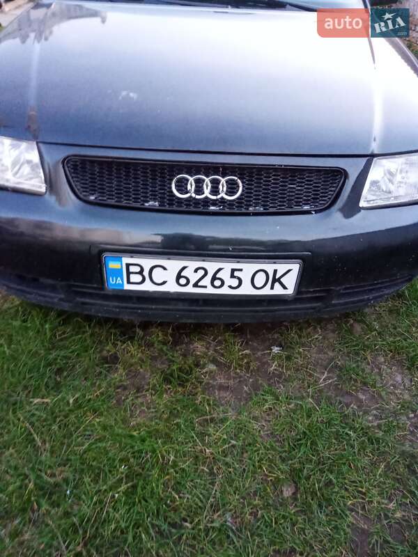 Хэтчбек Audi A3 2000 в Ивано-Франковске