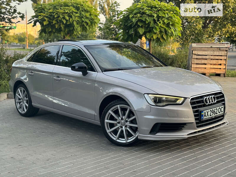 Седан Audi A3 2015 в Києві