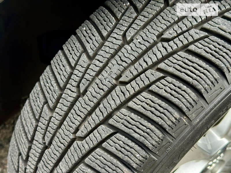 Хэтчбек Audi A3 2016 в Киеве