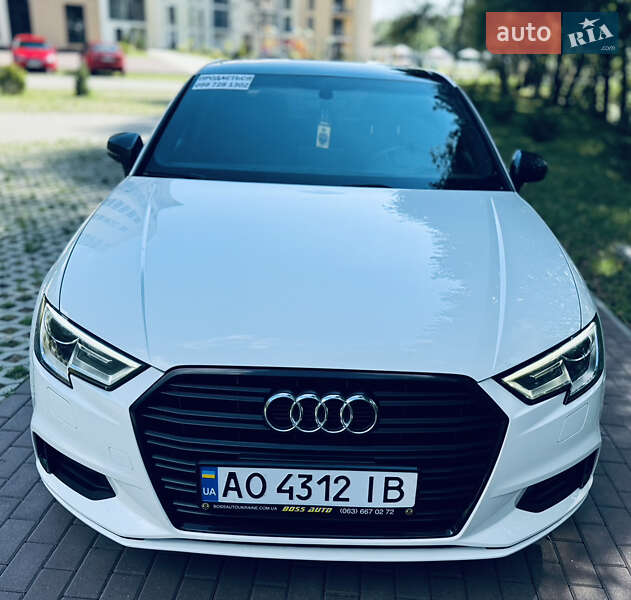 Седан Audi A3 2019 в 