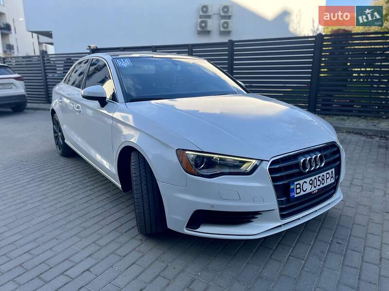 Седан Audi A3 2014 в Львове