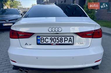 Седан Audi A3 2014 в 