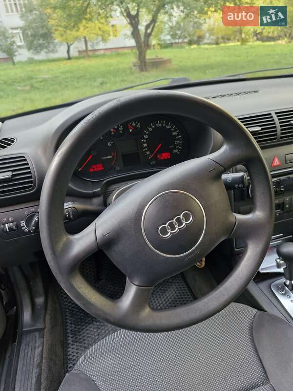 Хэтчбек Audi A3 2002 в Коломые