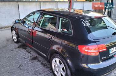 Хэтчбек Audi A3 2010 в 