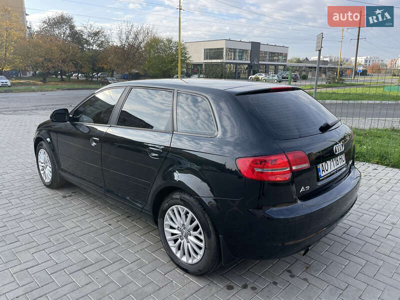 Хэтчбек Audi A3 2009 в Ужгороде