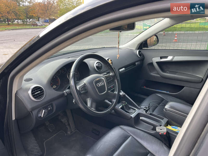 Хэтчбек Audi A3 2009 в Ужгороде