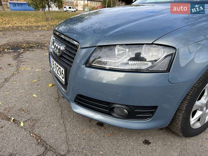 Хэтчбек Audi A3 2009 в Лебедине