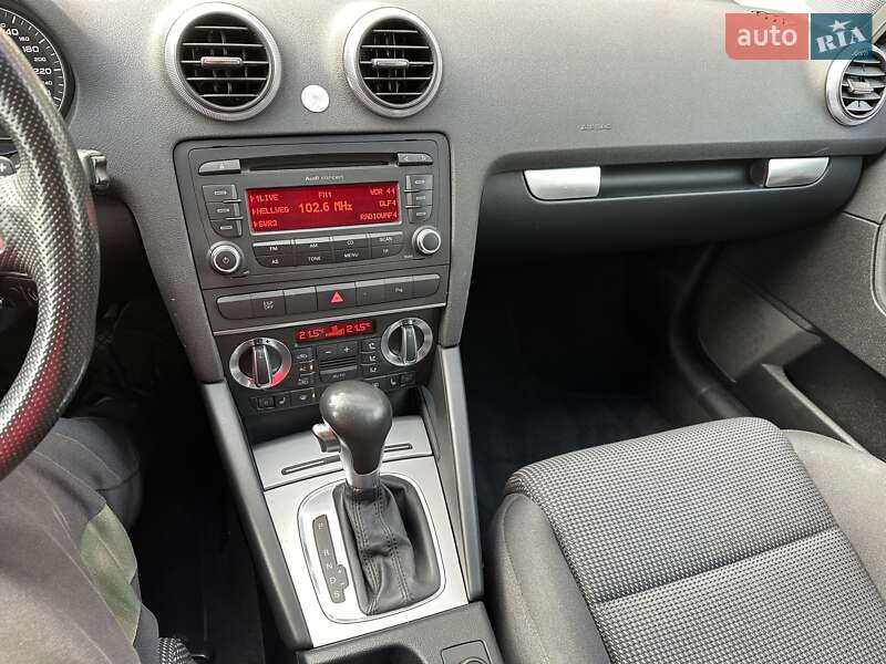 Хэтчбек Audi A3 2009 в Лебедине