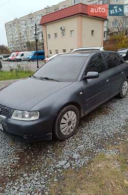 Хетчбек Audi A3 2002 в Рівному