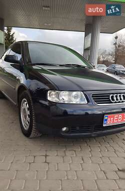 Хэтчбек Audi A3 2002 в Гусятине