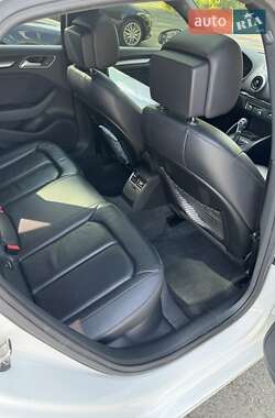 Седан Audi A3 2018 в 