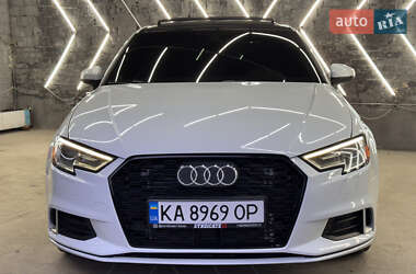 Седан Audi A3 2017 в Киеве