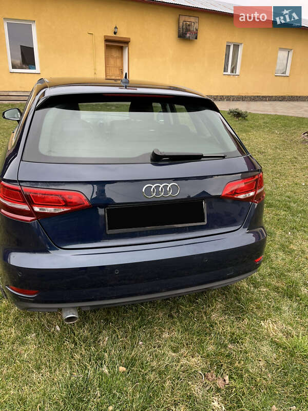 Седан Audi A3 2017 в Судовой Вишне