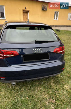 Седан Audi A3 2017 в 