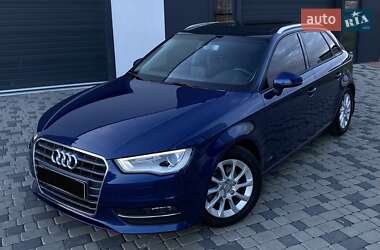 Хэтчбек Audi A3 2016 в Мукачево