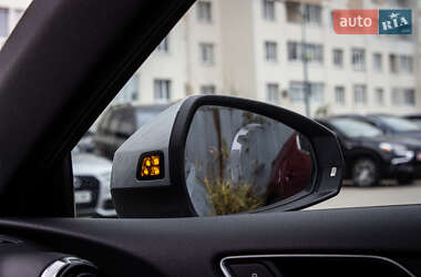 Хэтчбек Audi A3 2015 в 