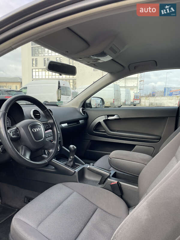 Хэтчбек Audi A3 2011 в Ивано-Франковске