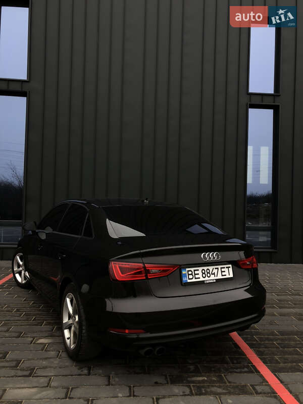 Седан Audi A3 2014 в Николаеве