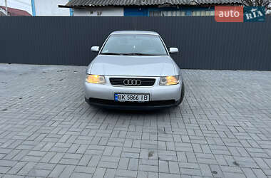 Хетчбек Audi A3 2001 в Костопілі