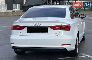 Седан Audi A3 2016 в Киеве