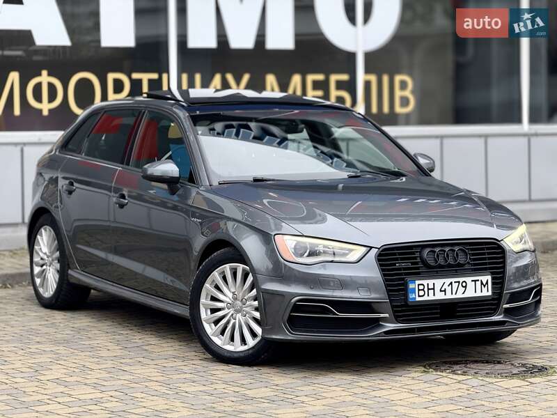 Хэтчбек Audi A3 2016 в Одессе