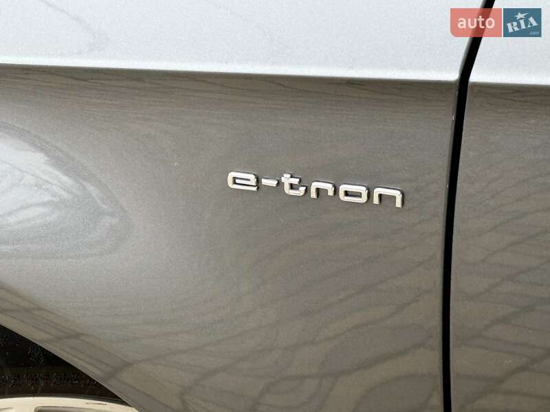 Хэтчбек Audi A3 2016 в Одессе