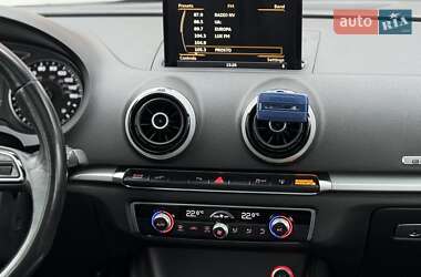 Хэтчбек Audi A3 2016 в 
