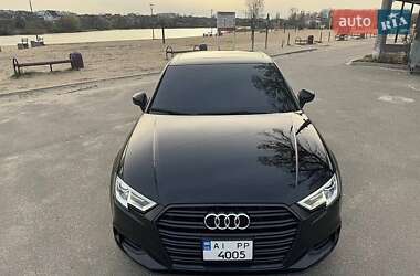 Седан Audi A3 2019 в Киеве