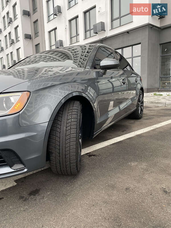 Седан Audi A3 2014 в Киеве