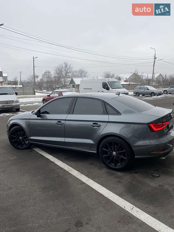 Седан Audi A3 2014 в Киеве