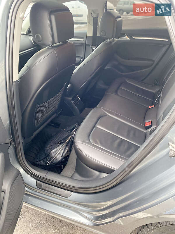 Седан Audi A3 2014 в Киеве
