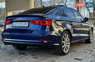 Седан Audi A3 2015 в Дніпрі