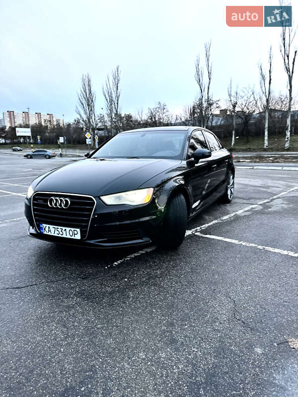 Седан Audi A3 2015 в Киеве