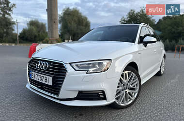 Хетчбек Audi A3 2017 в Полтаві