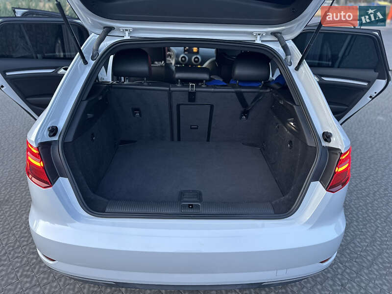 Хетчбек Audi A3 2017 в Полтаві фото 60 Хетчбек Audi A3 2017 в Полтаві