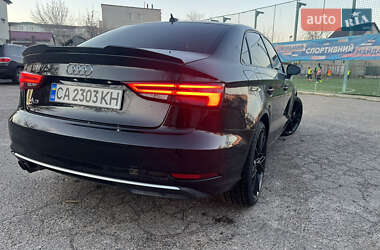Седан Audi A3 2018 в 