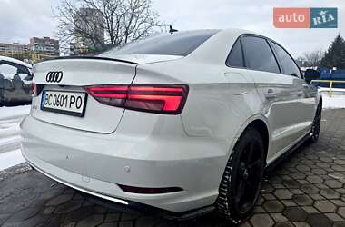 Седан Audi A3 2018 в Львові