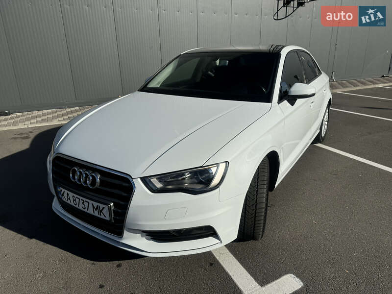 Седан Audi A3 2016 в Києві